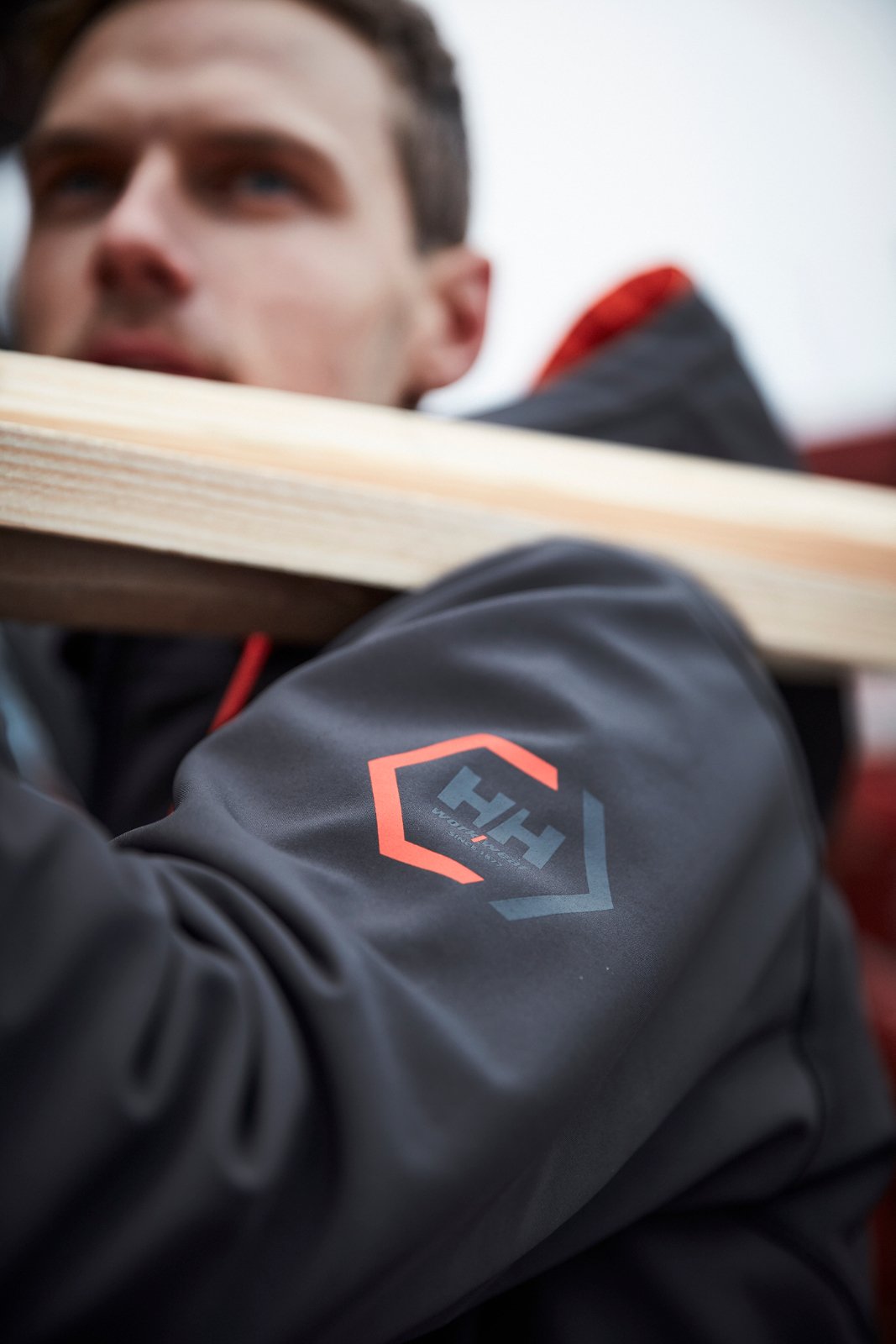 Jacheta cu gluga Helly Hansen Chelsea Evolution Softshell